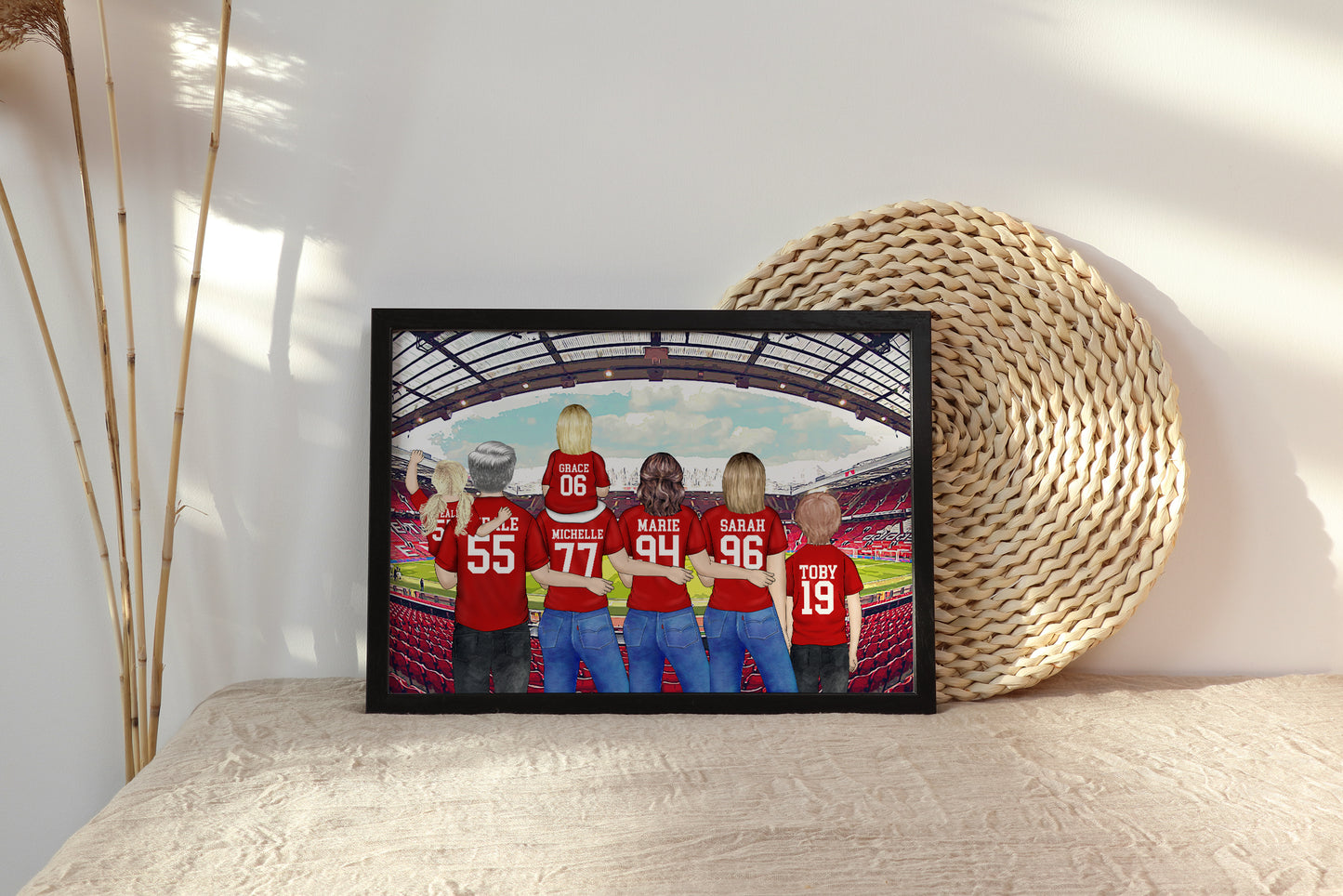 Custom Drawn Personalised Man United Fan Family Portrait Gift, Football Drawing for Dad's Birthday (Copy)